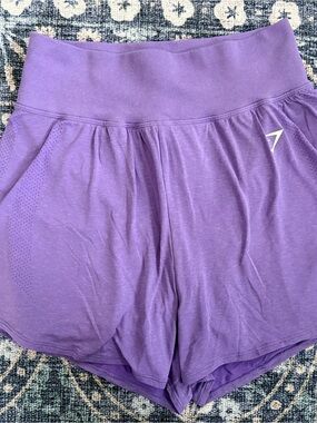 Gymshark Women's XL Vital Seamless 2.0 2-in-1 Shorts in Purple